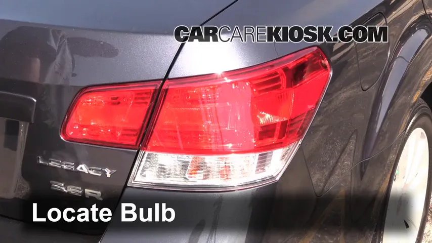 2010 Subaru Legacy 3.6R Limited 3.6L 6 Cyl. Lights